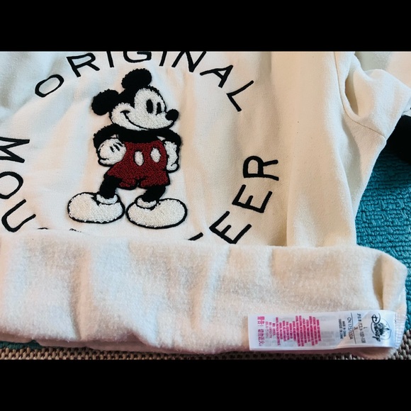 Disney Sweater - Picture 3 of 5